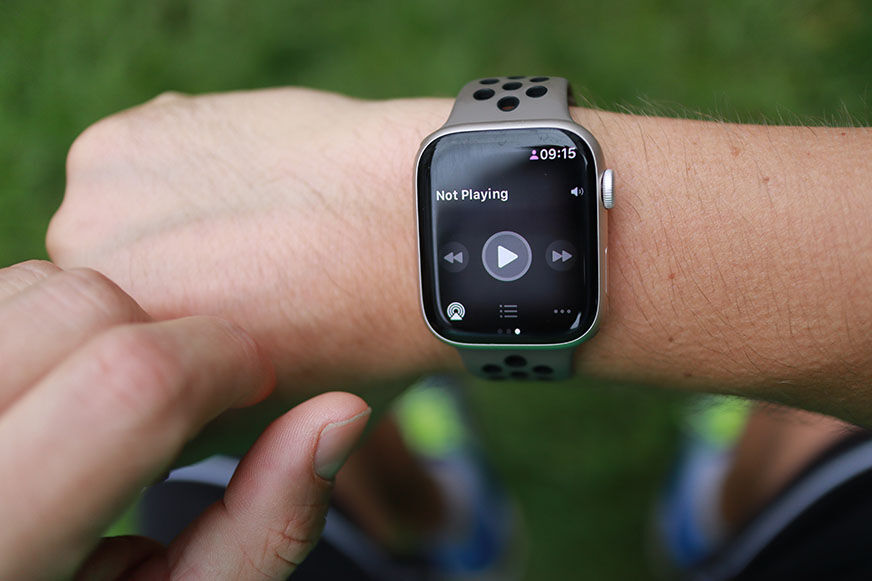 Apple Watch Series 8 Review UK Is it worth the price